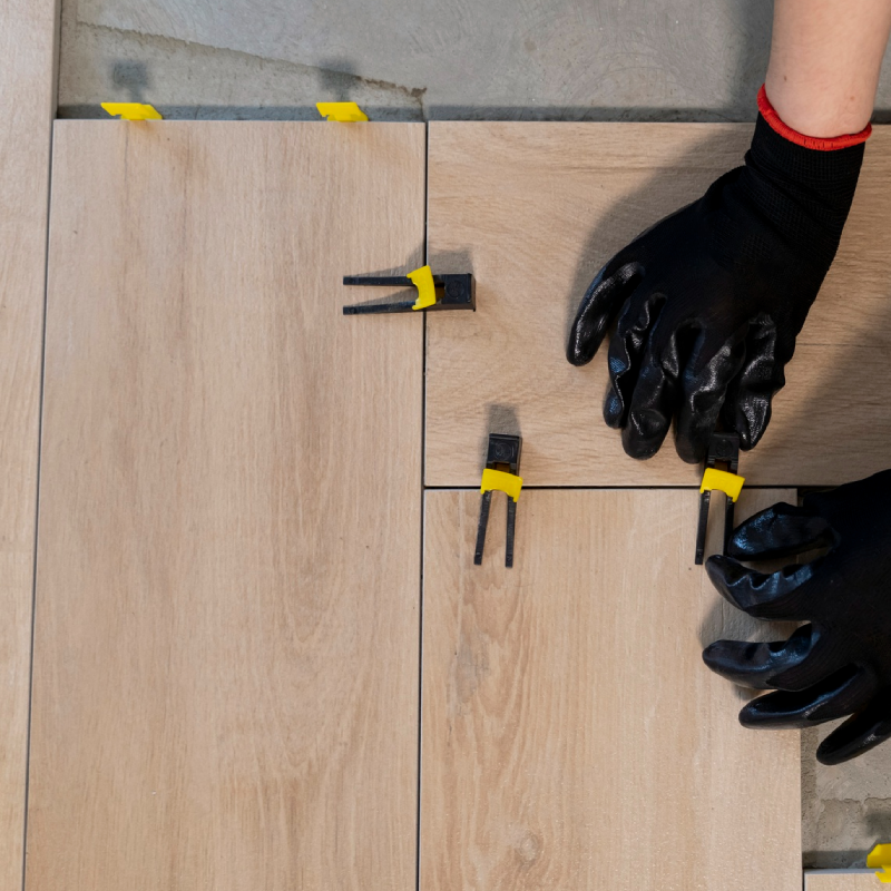 Installation-Hardwood-800x800 (1)